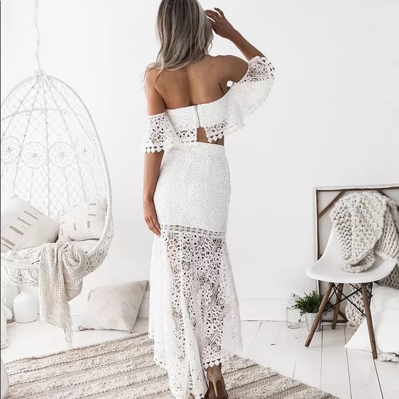 Now In! Selena Butterfly Backless Pencil Skirt Set. - Picture 4 of 9